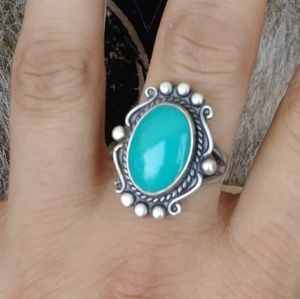 Beautiful Turquoise Sterling Ring Size 9